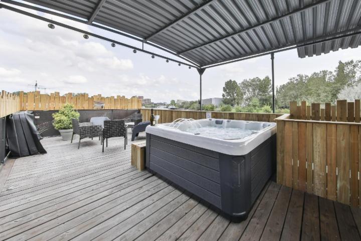La Peniche De Fabrice Avec Jacuzzi Privatif Appartement Straatsburg Buitenkant foto